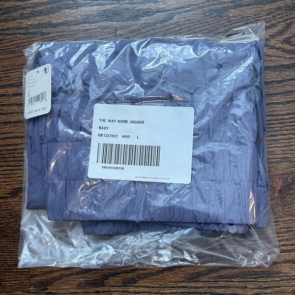 NWT Free People Movement The Way Home Jogger in Navy Size Large - Picture 6 of 8